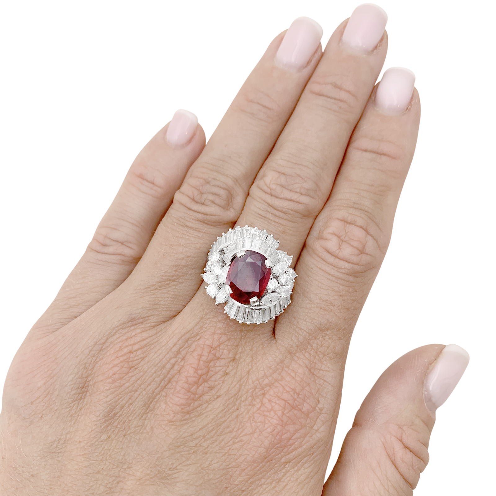 Bague jupe rubis, diamants, platine. 7