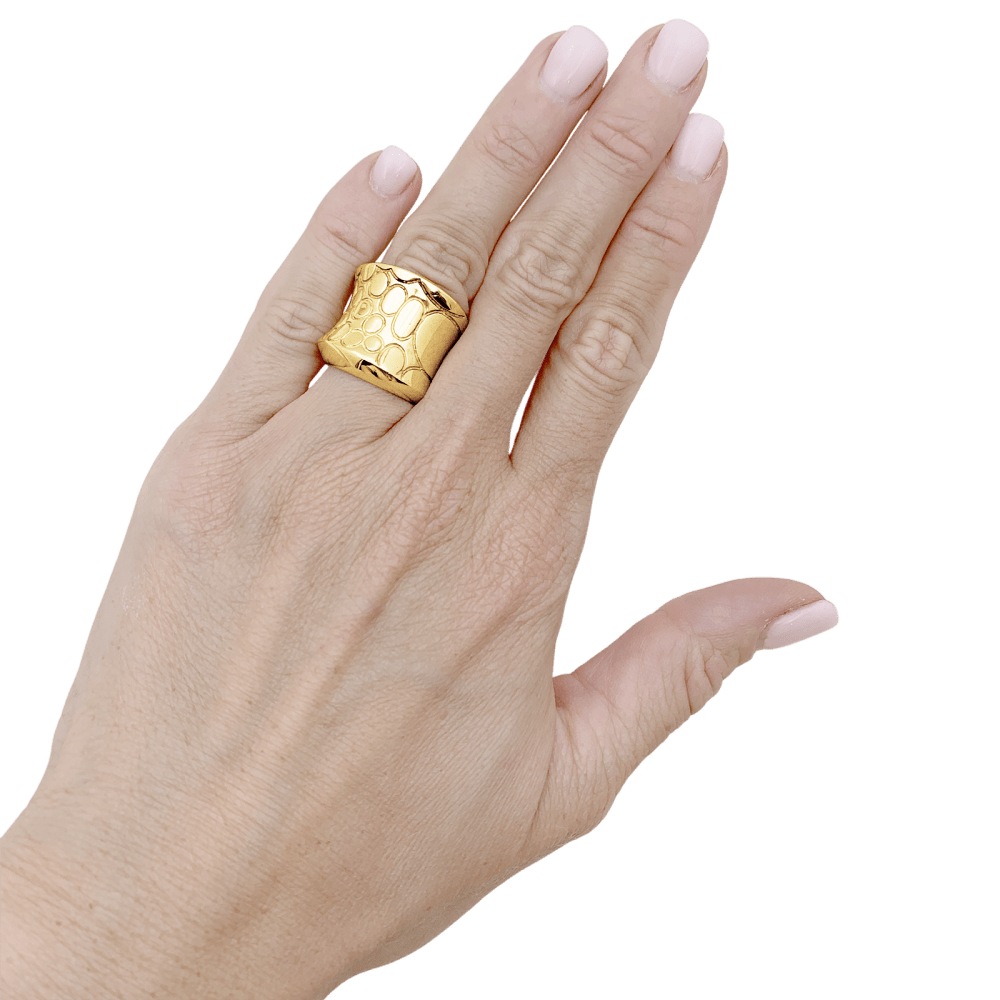 Bague Pomellato "Cocco" en or jaune.  6
