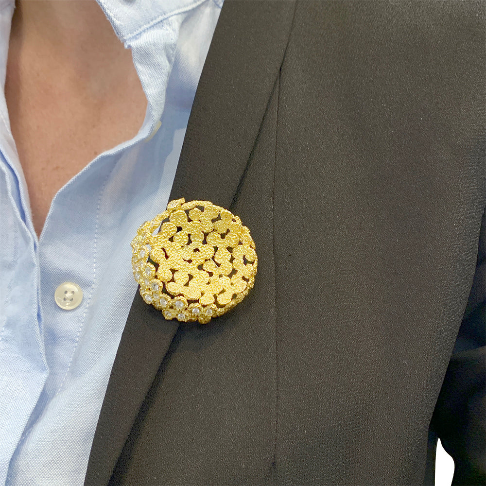 Broche Fred, or jaune, diamants. 6