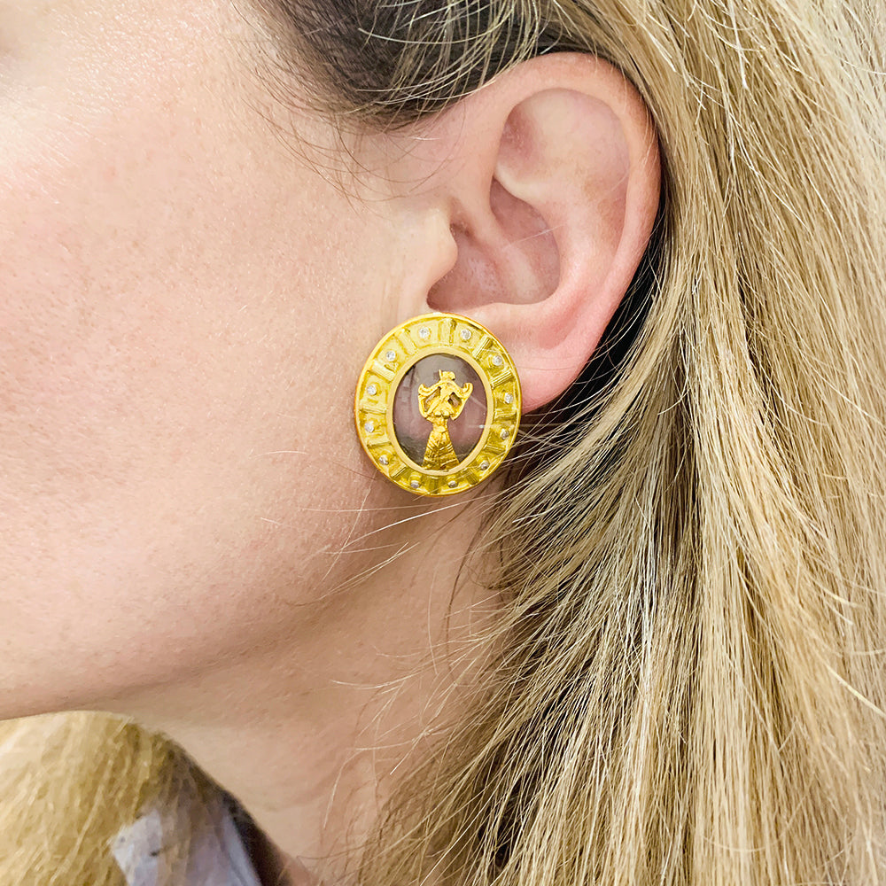 Boucles d'oreilles Lalaounis, "Bouclier d'Achilles", or jaune, cristal de roche. 6