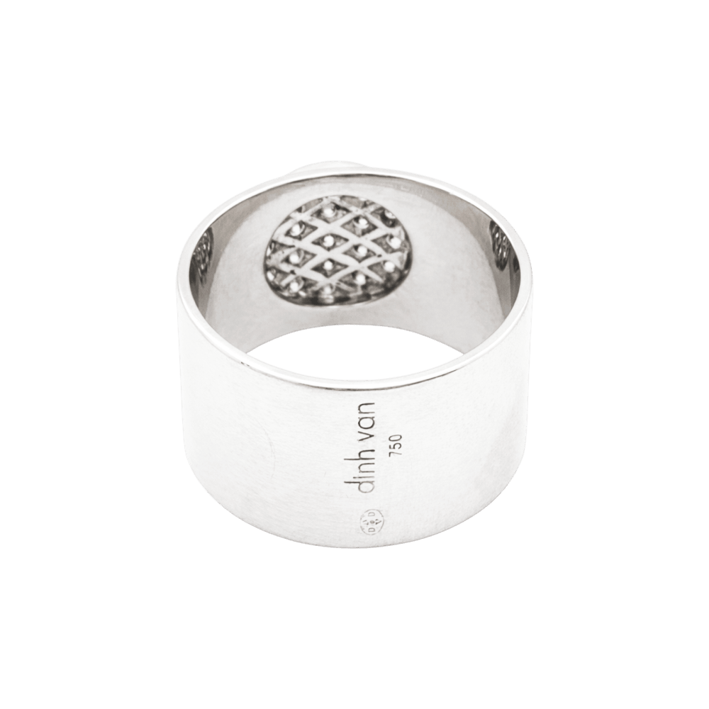 Bague Dinh Van, "Anthea", or blanc et diamants.  4