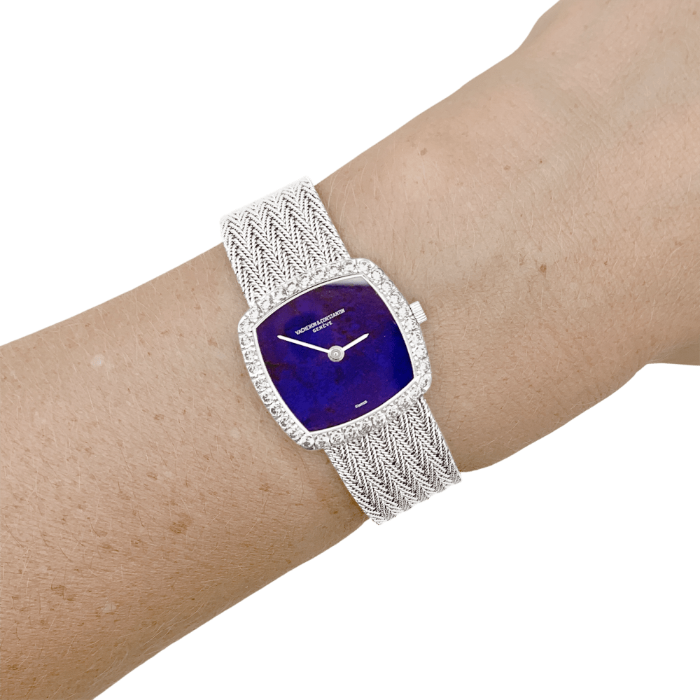 Montre Femme Vacheron Constantin, or blanc et diamants.  7