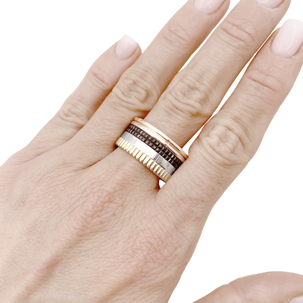 Bague Boucheron, "Quatre Classique Large" trois ors.  4