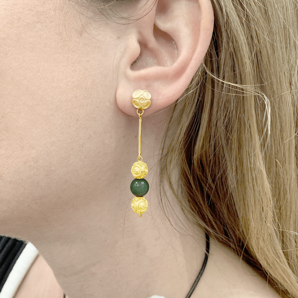 Boucles d'oreilles, or jaune et aventurine.  5