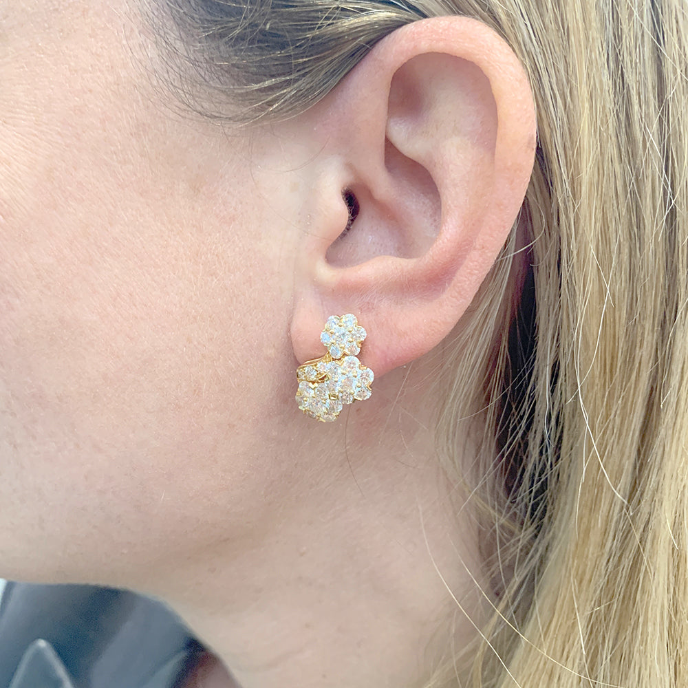 Boucles d'oreilles Van Cleef & Arpels "Snowflake" or jaune, diamants. 6