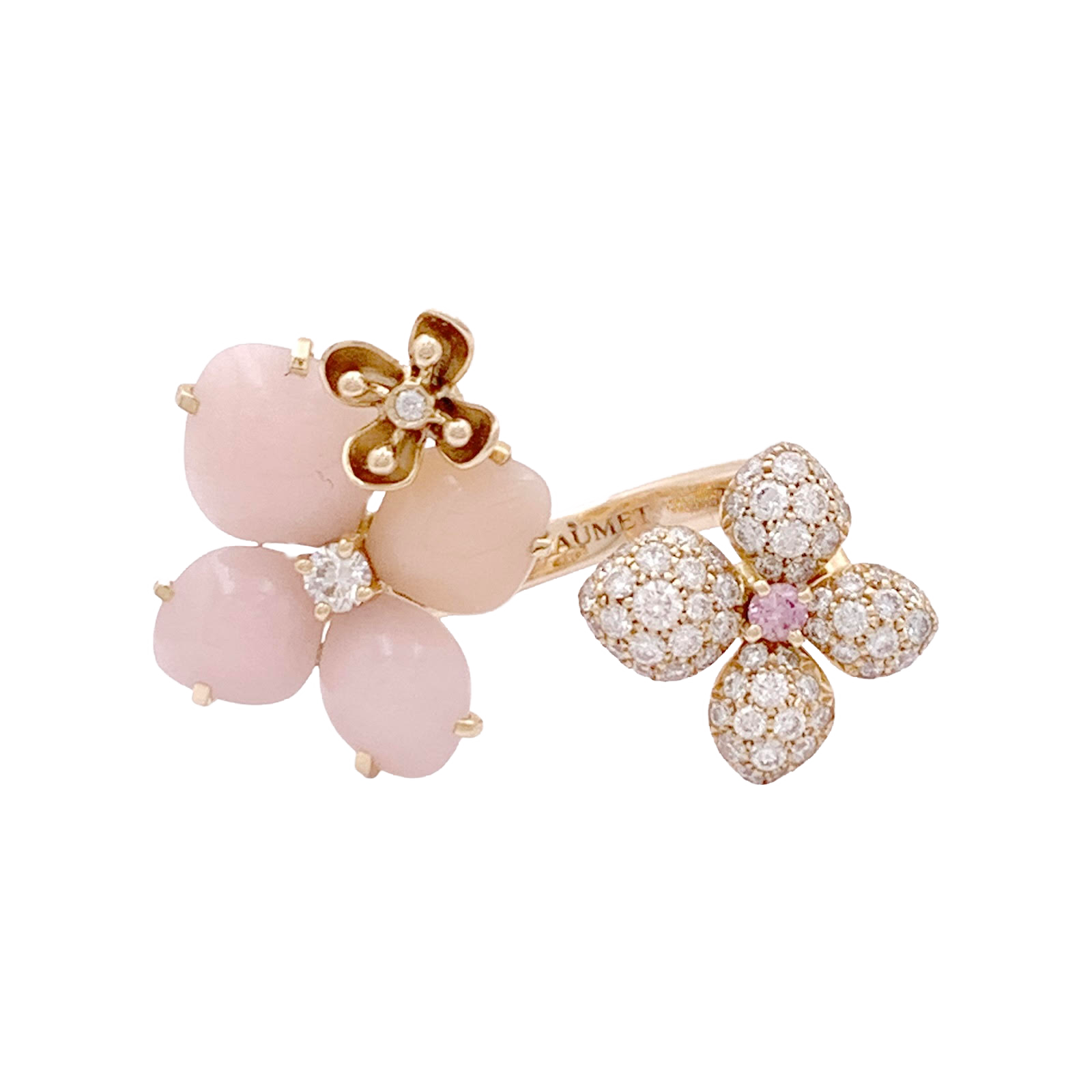 Bague Chaumet, « Hortensia Aube rosée », or rose, diamants, saphir rose et opales roses.