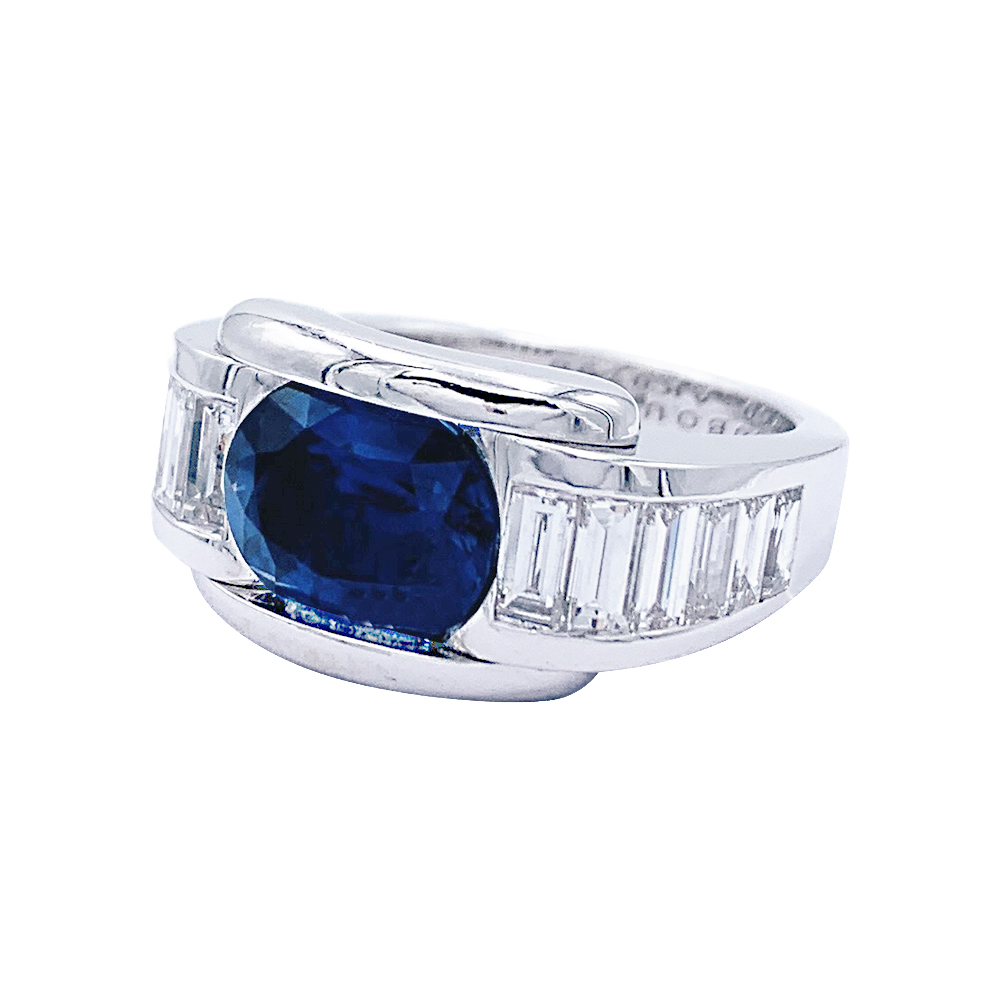 Bague Mauboussin, "Alessandra", or blanc, saphir, diamants.