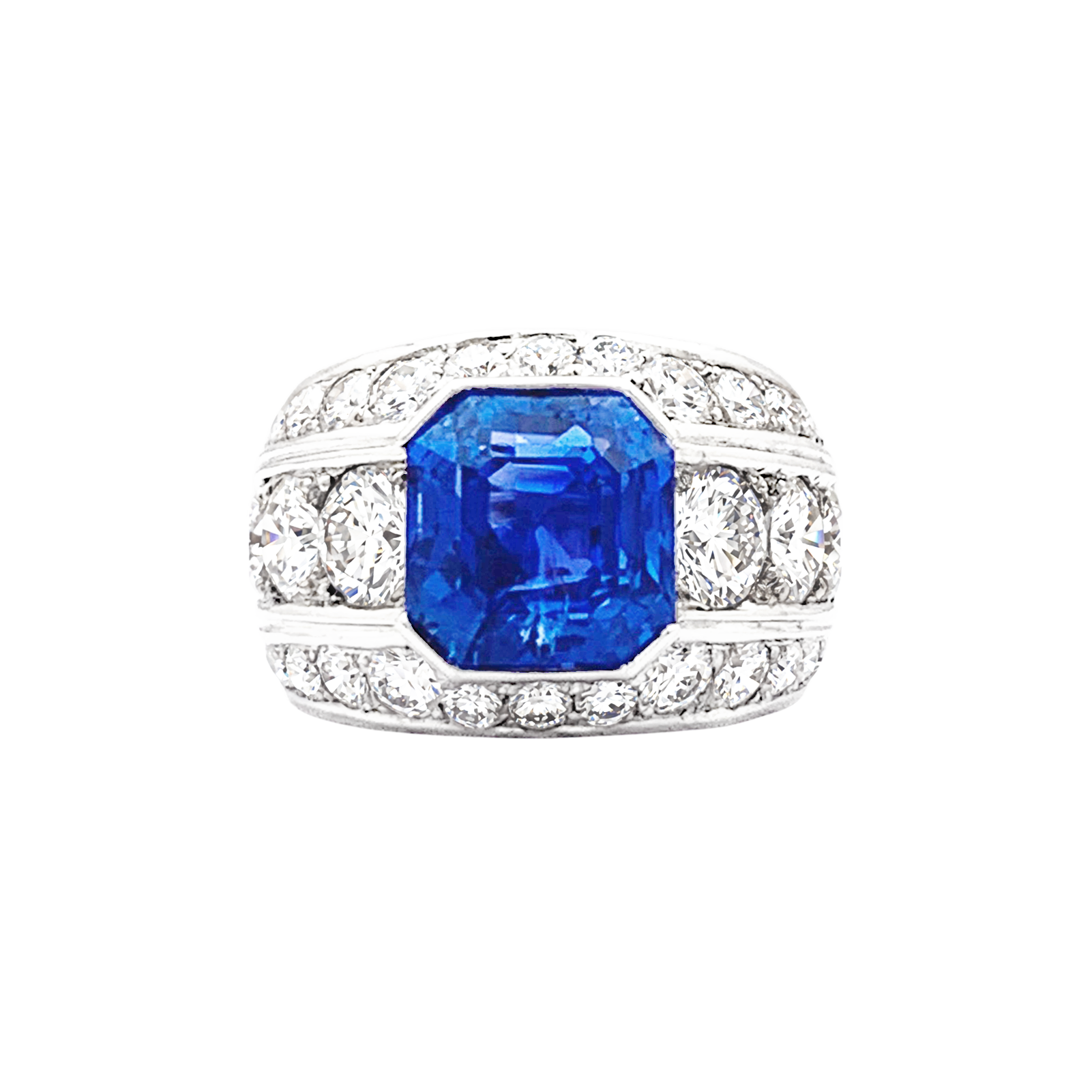 Bague platine, saphir et diamants.