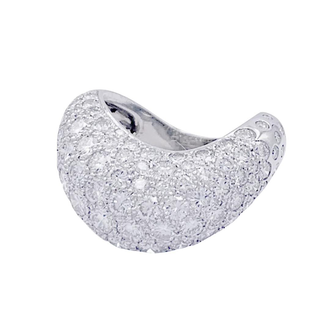 Bague Fred, "Mouvementée", or blanc, diamants.