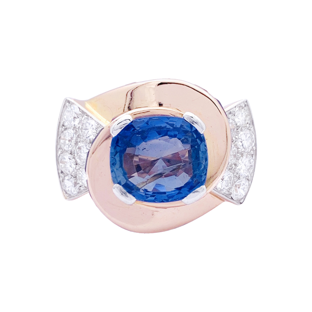 Bague Tank or rose, diamants, saphirs.