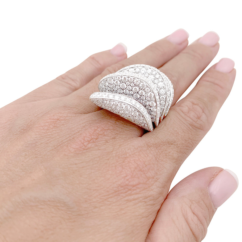 Bague De Grisogono "Onde" or blanc, diamants. 2