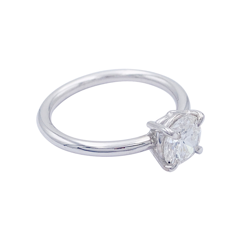Bague solitaire en or blanc, diamant 1,11 carat. 3