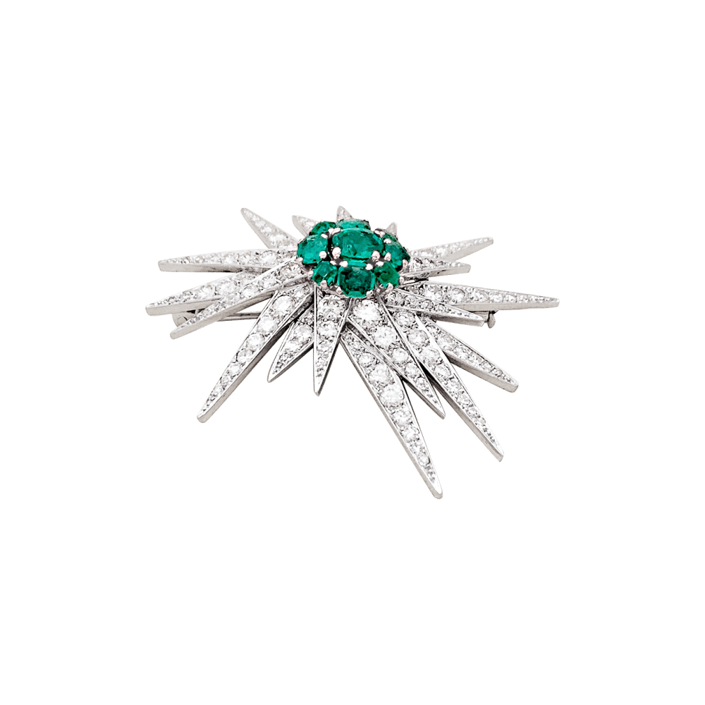 Broche "Étoile", or blanc, platine, émeraudes et diamants. 2
