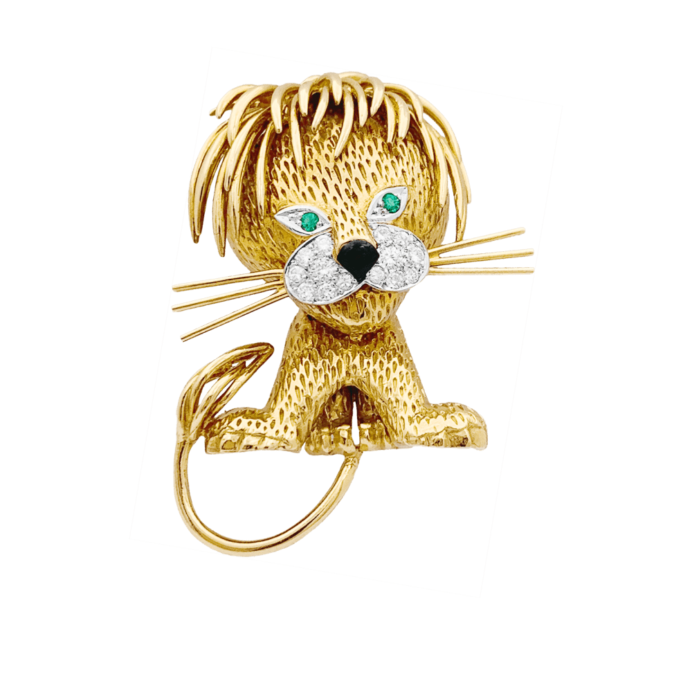 Clip Van Cleef & Arpels, "Lion Ebouriffé", or jaune, émeraude, diamants. 2