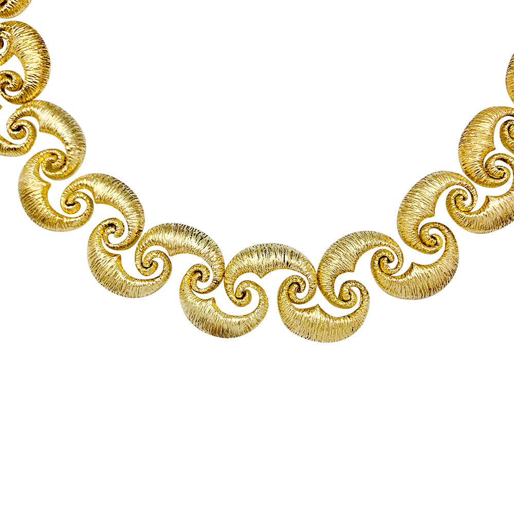 Collier en or jaune vintage. 3