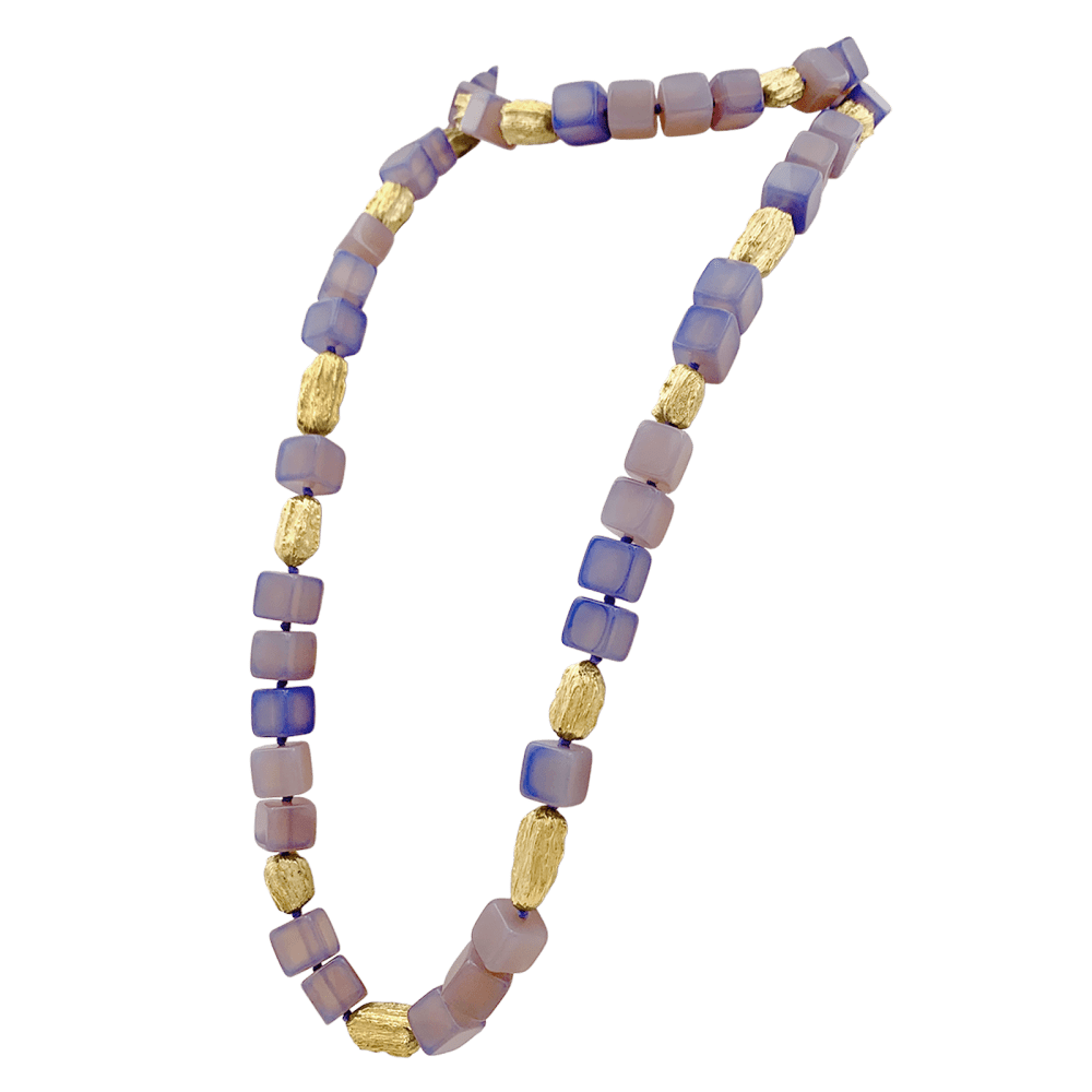 Sautoir cubes de calcédoine et motifs en or jaune. 3
