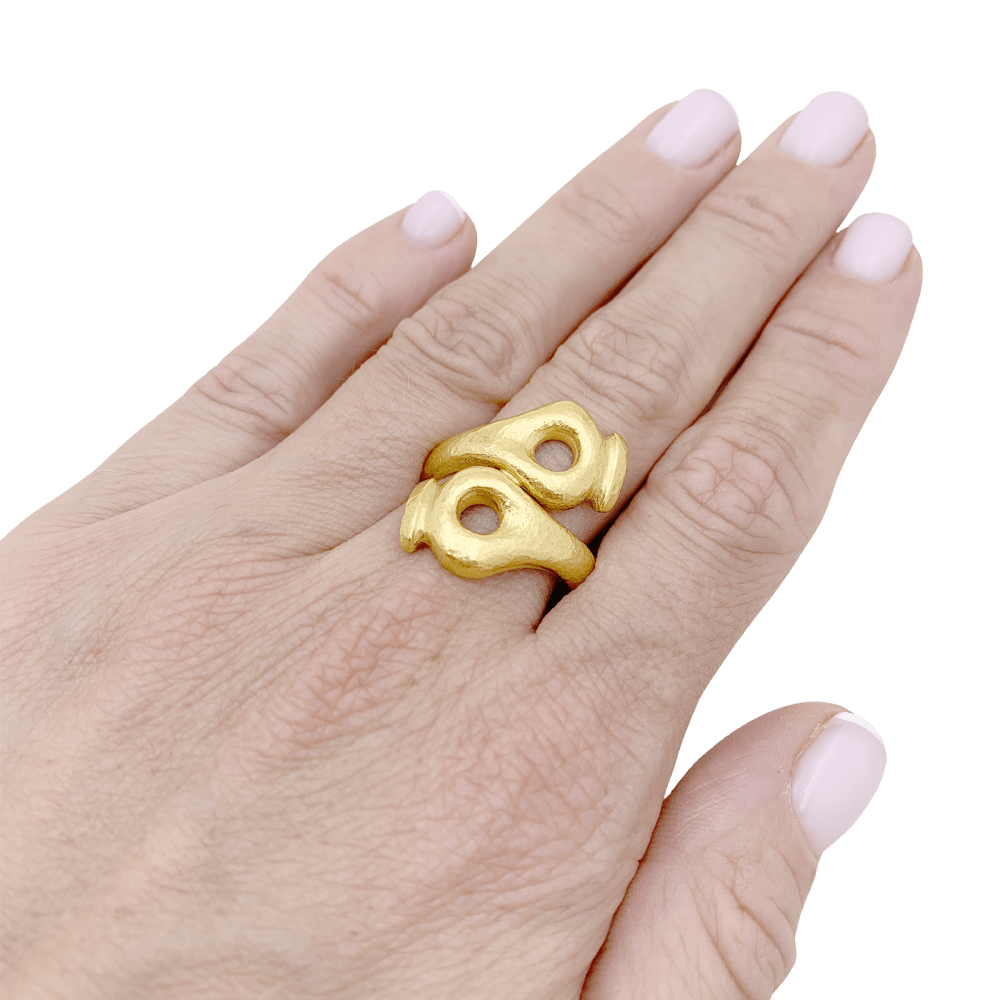 Bague Lalaounis, « Mesopotamia » en or jaune martelée. 5