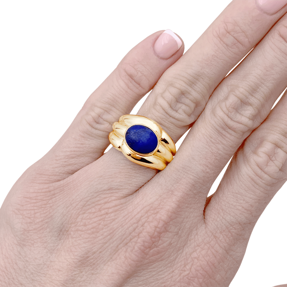Bague Van Cleef & Arpels, lapis-lazuli, or jaune.  6