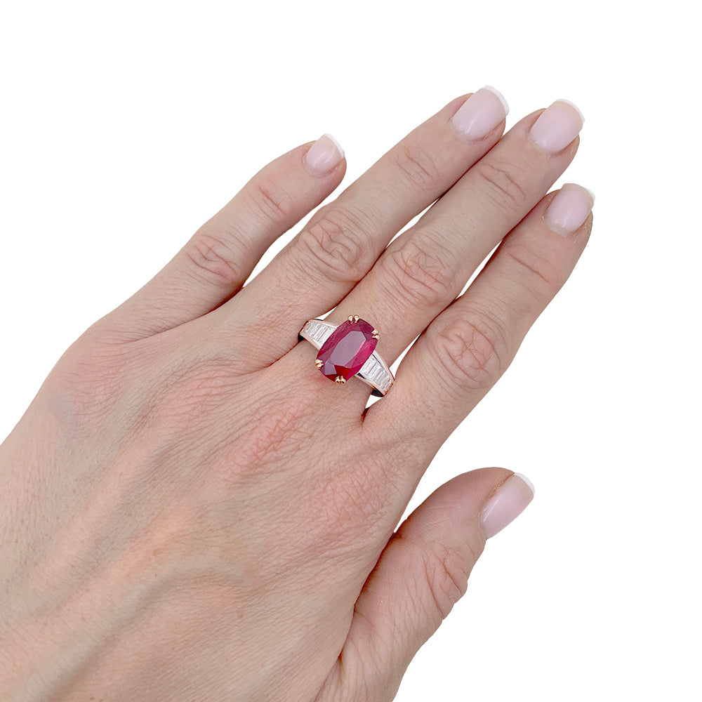 Bague or, diamants, rubis. 6