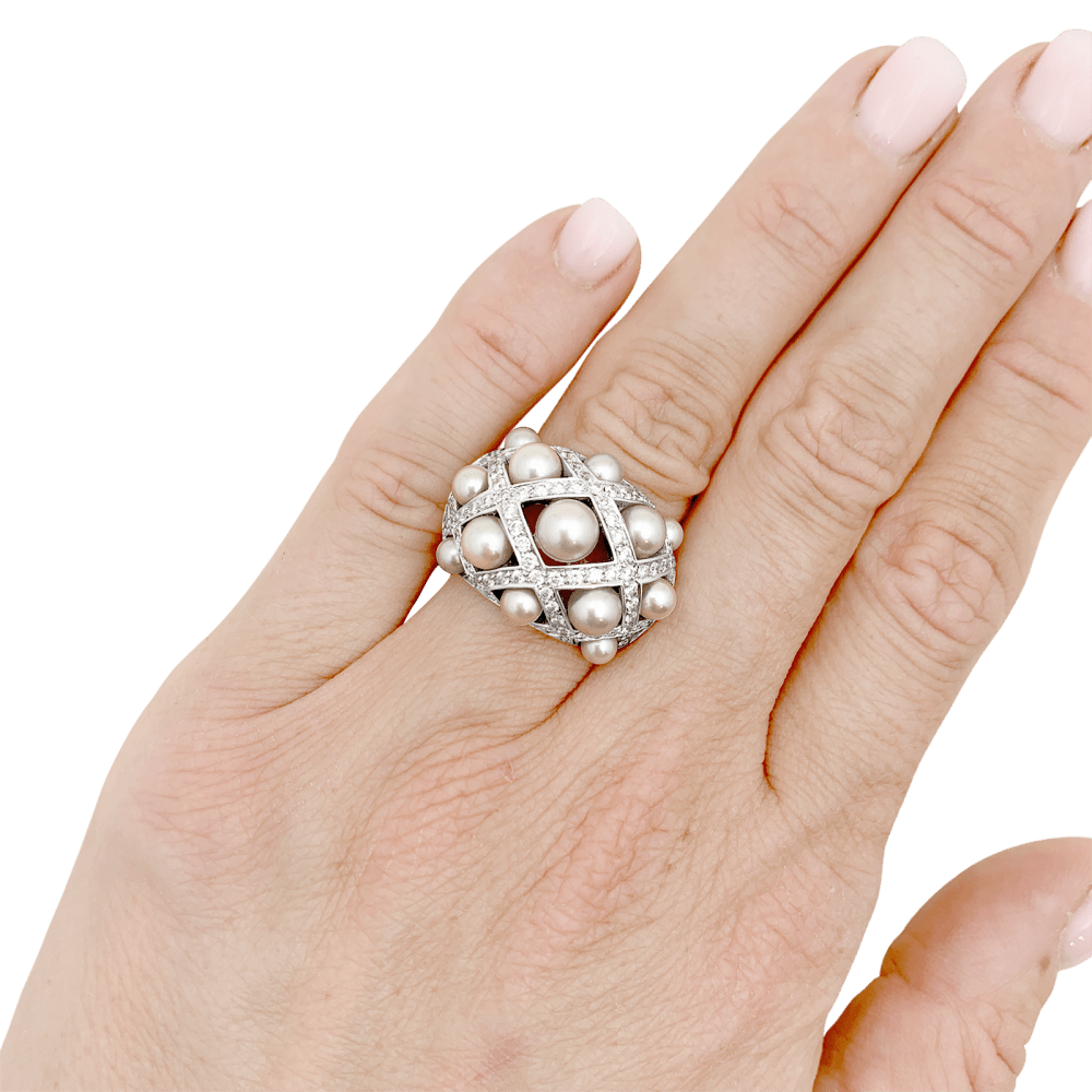 Bague CHANEL, "Baroque", or blanc, diamants. 5