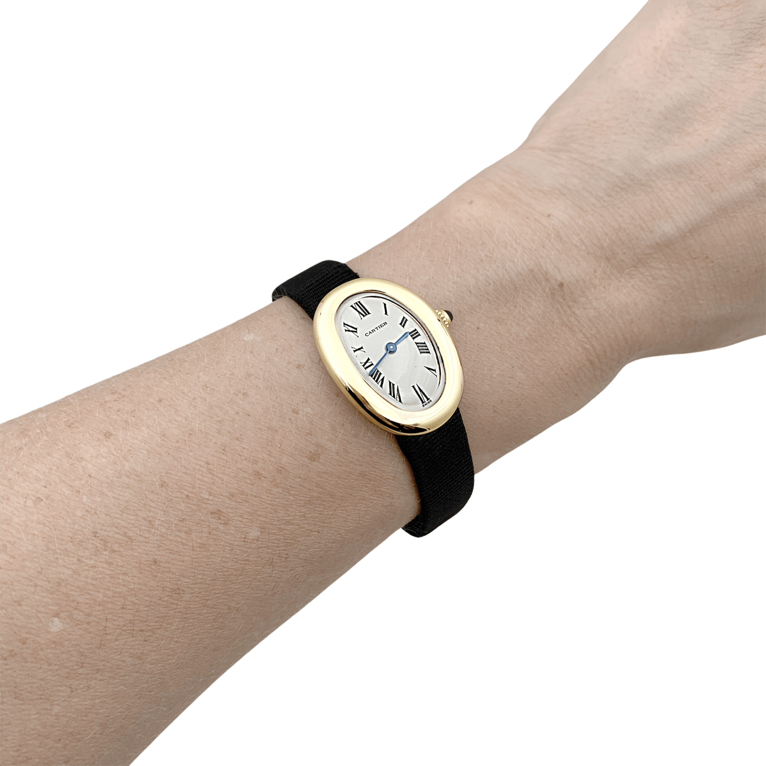 Montre Cartier, "Baignoire", or jaune, boucle déployante.  5