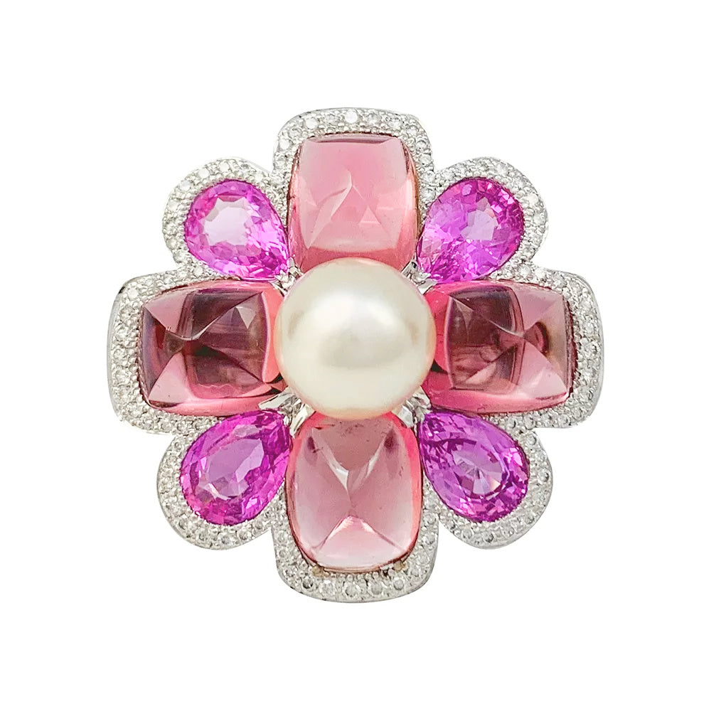 Bague Chanel, "San Marco", or blanc, perle, saphirs roses, tourmalines roses, diamants. 6