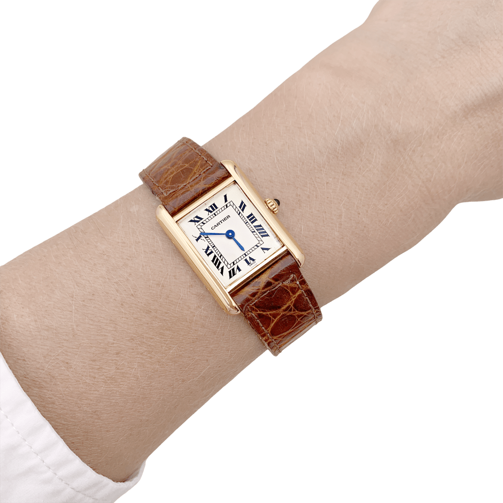 Montre Cartier "Tank Louis Cartier" en or jaune. 7