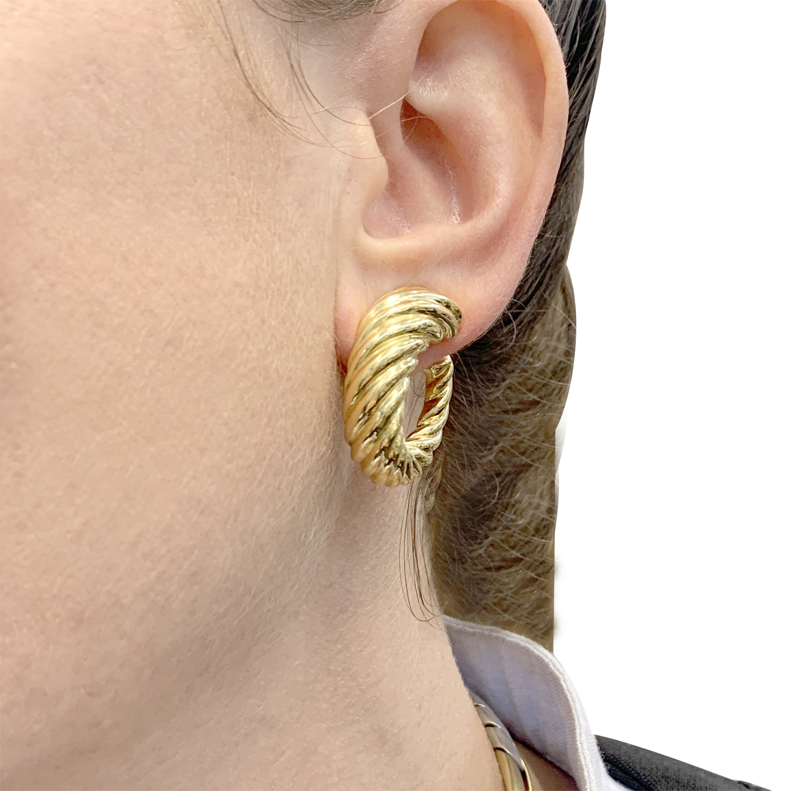 Boucles d'oreilles vintage, or jaune. 5