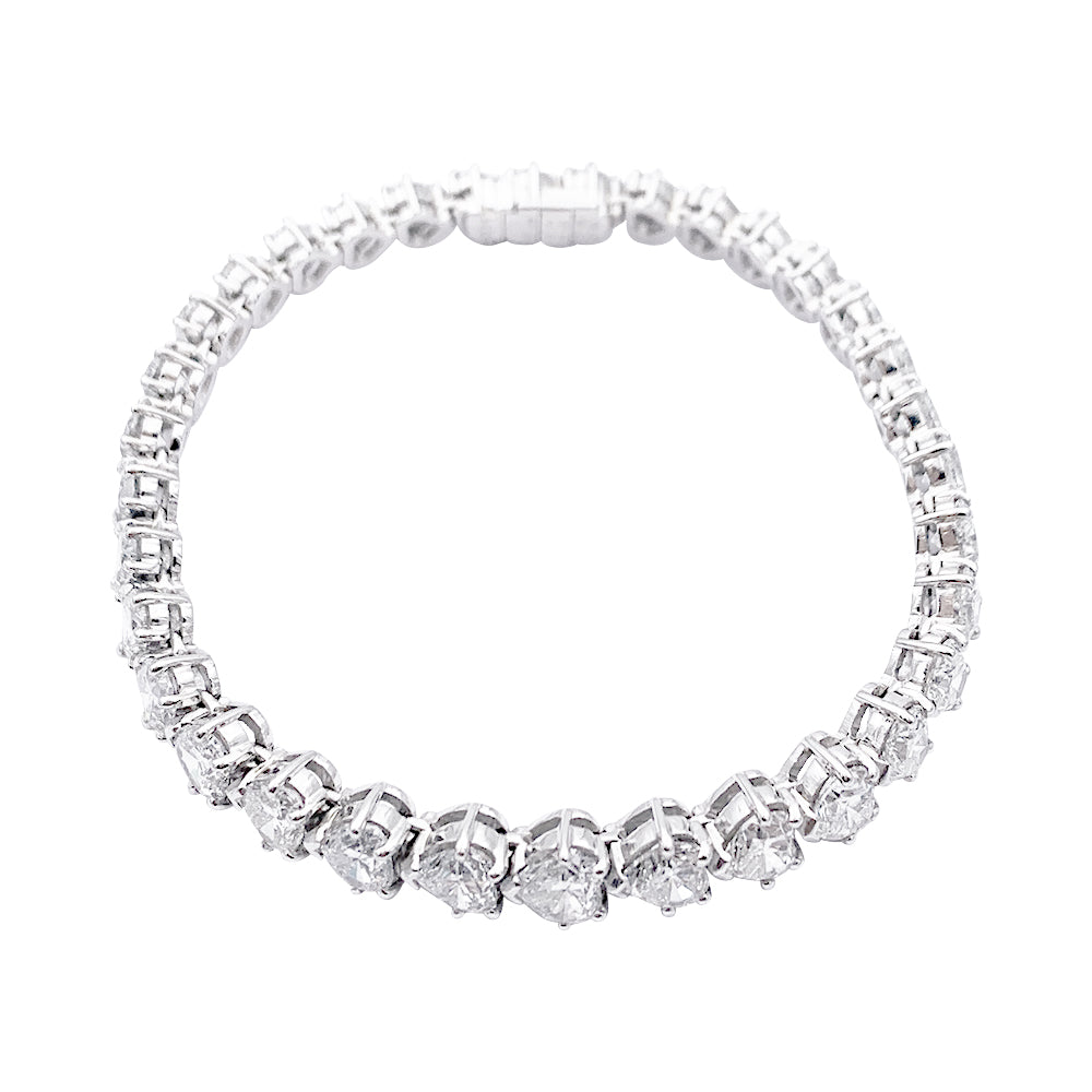 Bracelet Dubail Paris, diamants coeurs, platine. 3
