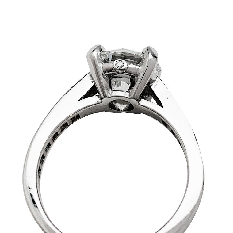 Bague platine avec diamant de 2,02 carats - Certificat HRD 3