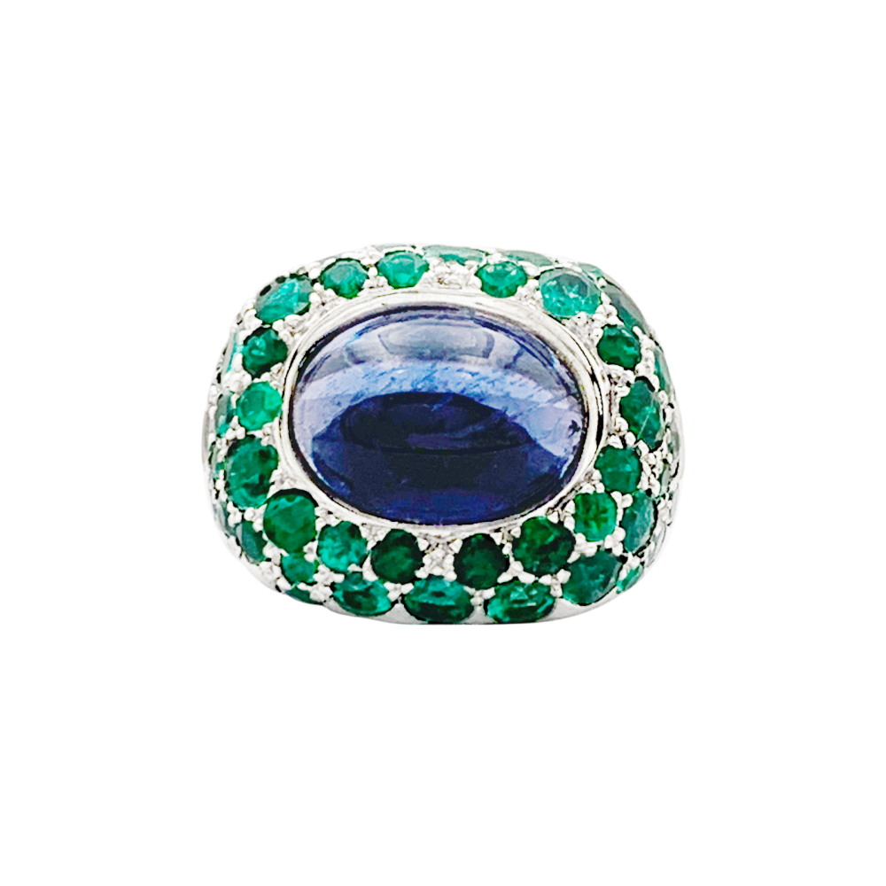 Bague Poiray « Cabaret » or blanc, iolite et émeraudes. 3