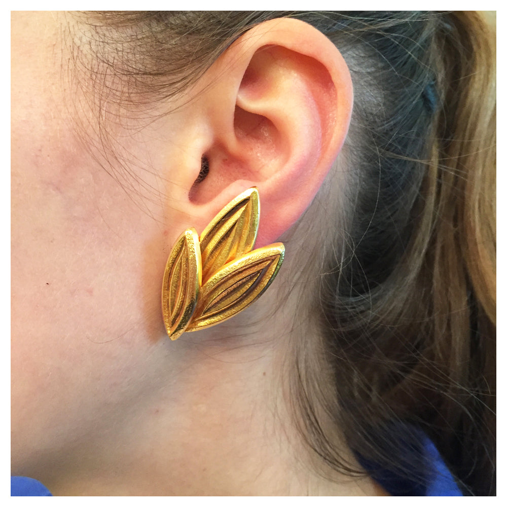 boucles d'oreilles lalaounis or jaune 4