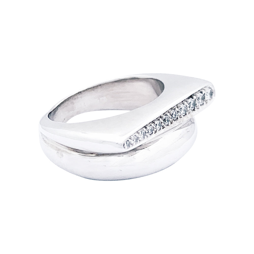 Bague Fred, "Success", en or blanc et diamants. 6