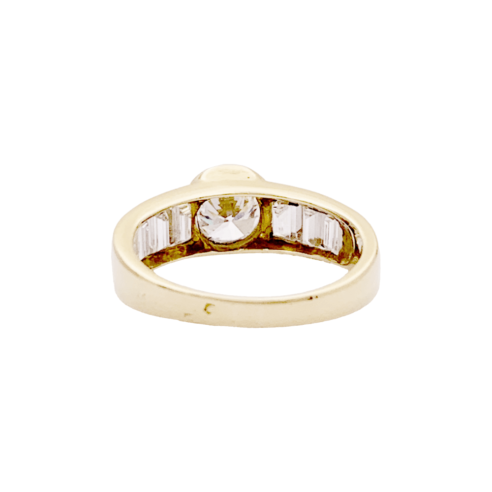 Bague or jaune et diamants. 4
