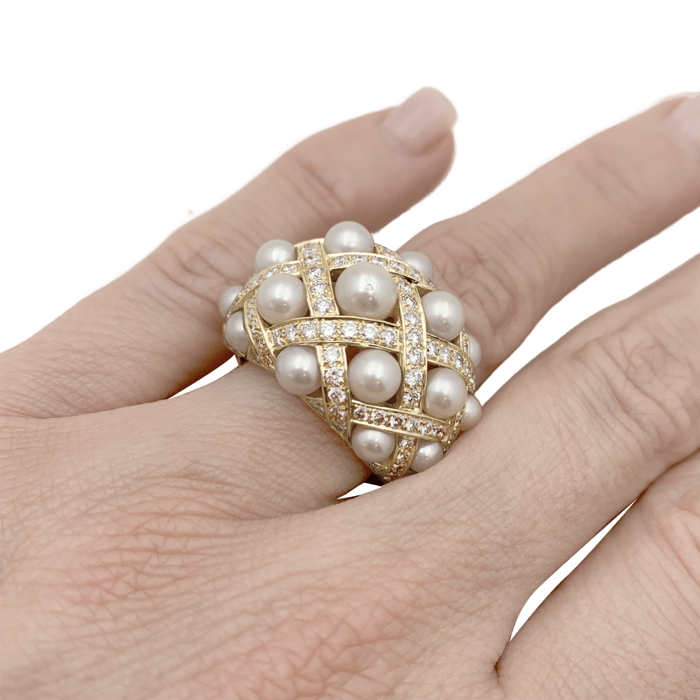 Bague Chanel, "Baroque", or jaune, diamants et perles.  7