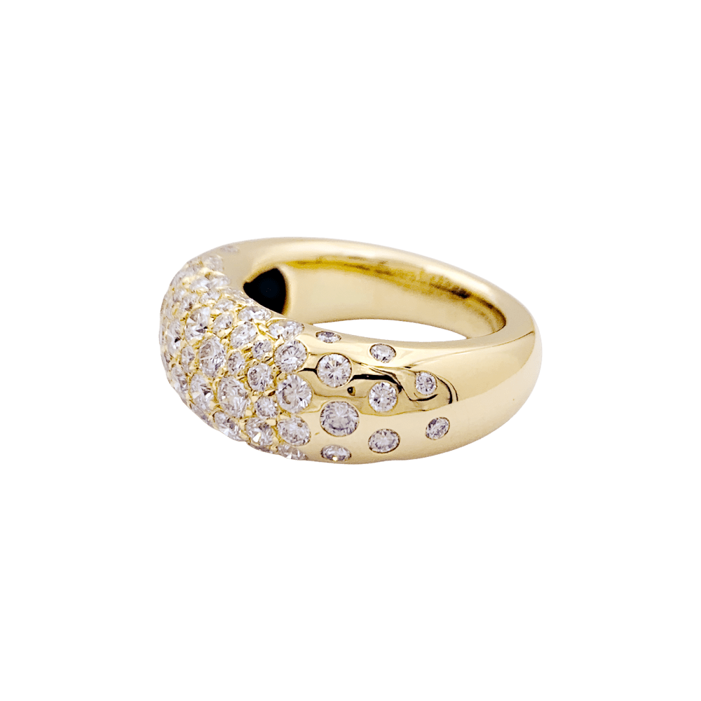 Bague Chaumet, "Grains de Caviar", or jaune et diamants.  4