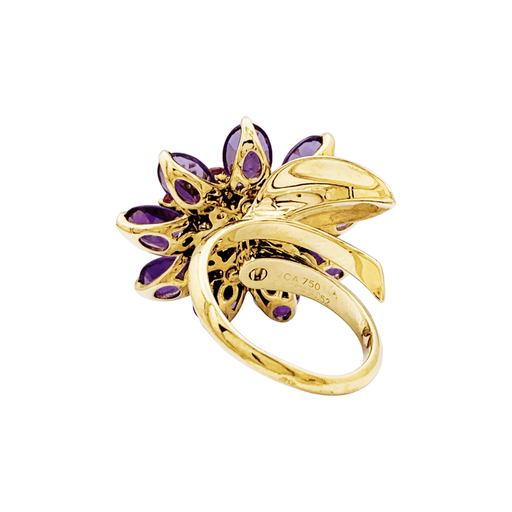 Bague Van Cleef & Arpels, "Fleurs d'Hawaï", or jaune, améthyste, saphirs roses. 4