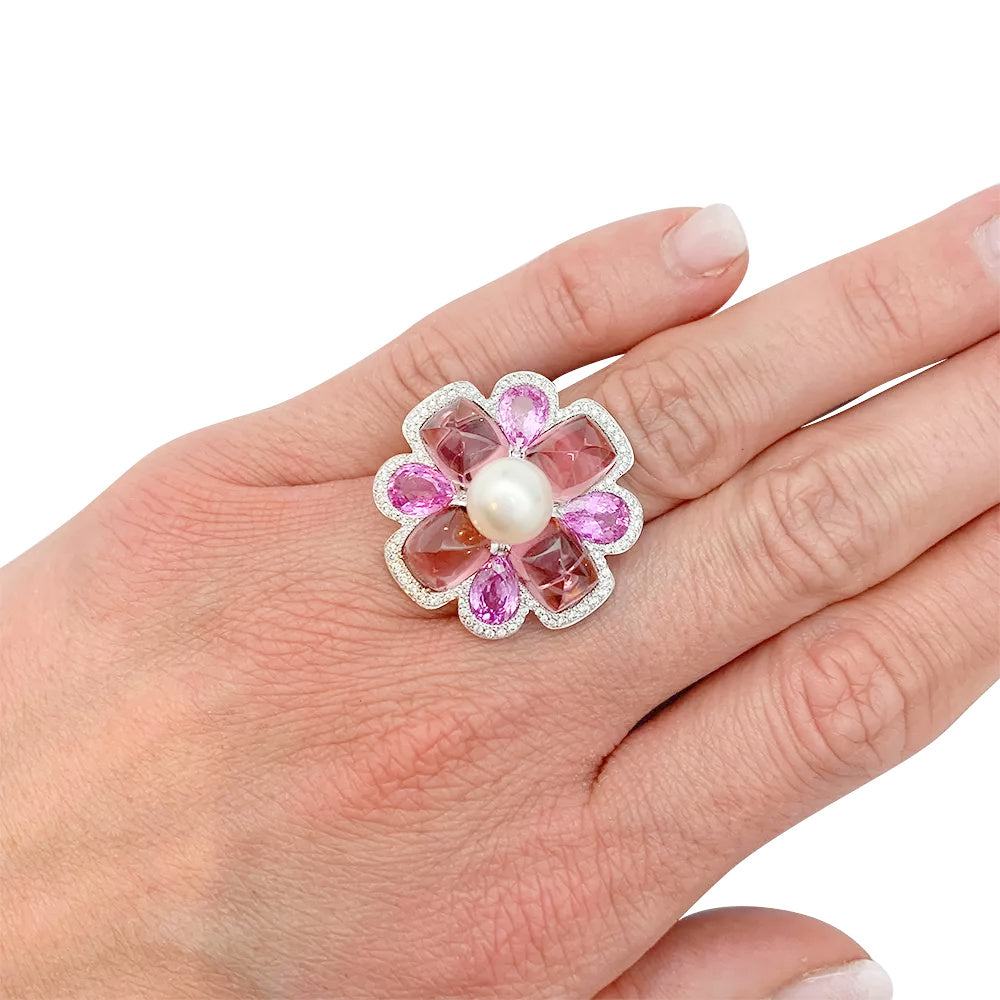 Bague Chanel, "San Marco", or blanc, perle, saphirs roses, tourmalines roses, diamants. 5