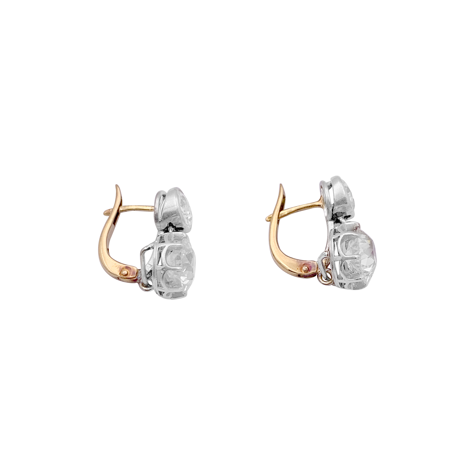 Dormeuses en or rose, platine et diamants taille ancienne 3