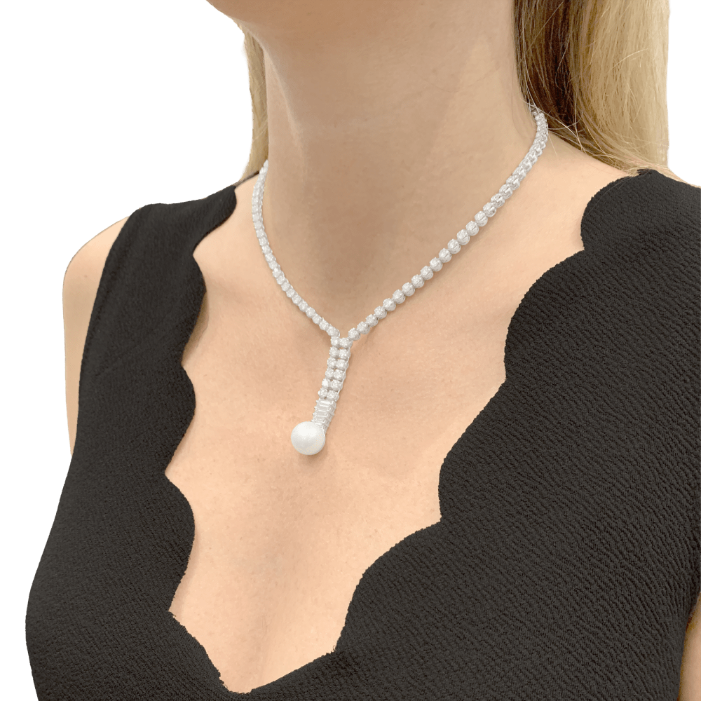 Collier diamants, perle de culture blanche.  7