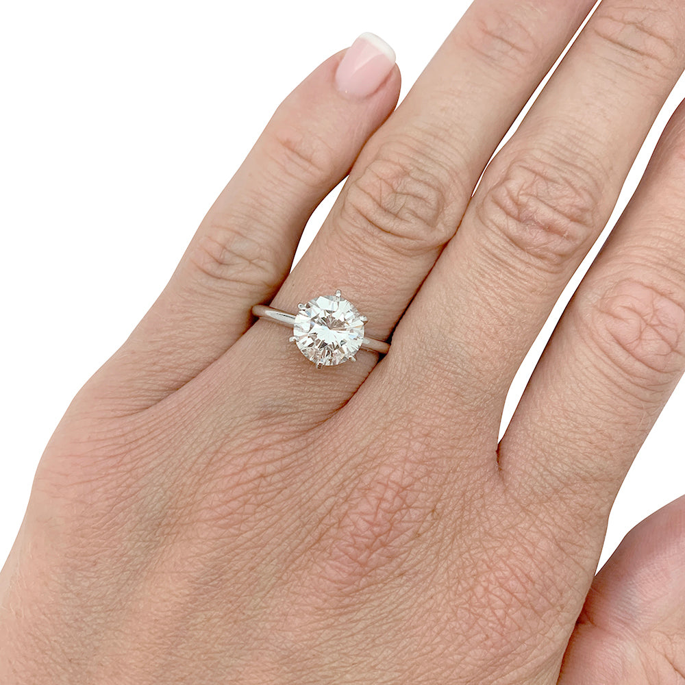 Solitaire platine et diamant, 2,23 carats. 10