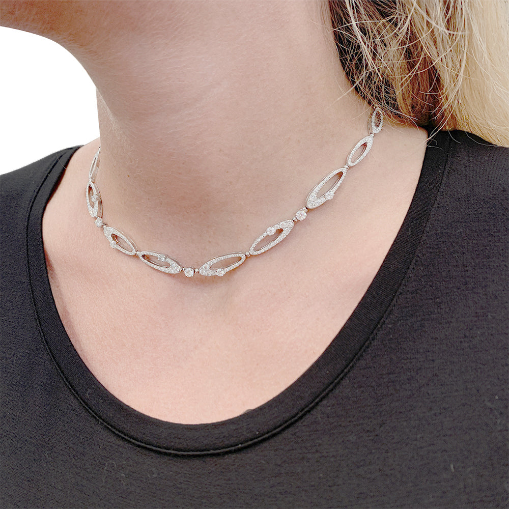 Collier Bulgari "Elisia", or blanc et diamants. 6