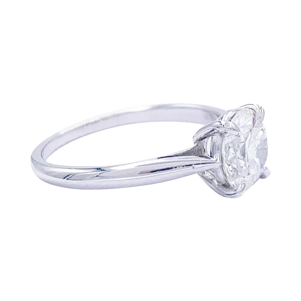Bague solitaire en or blanc, diamant 1,36 carat. 7