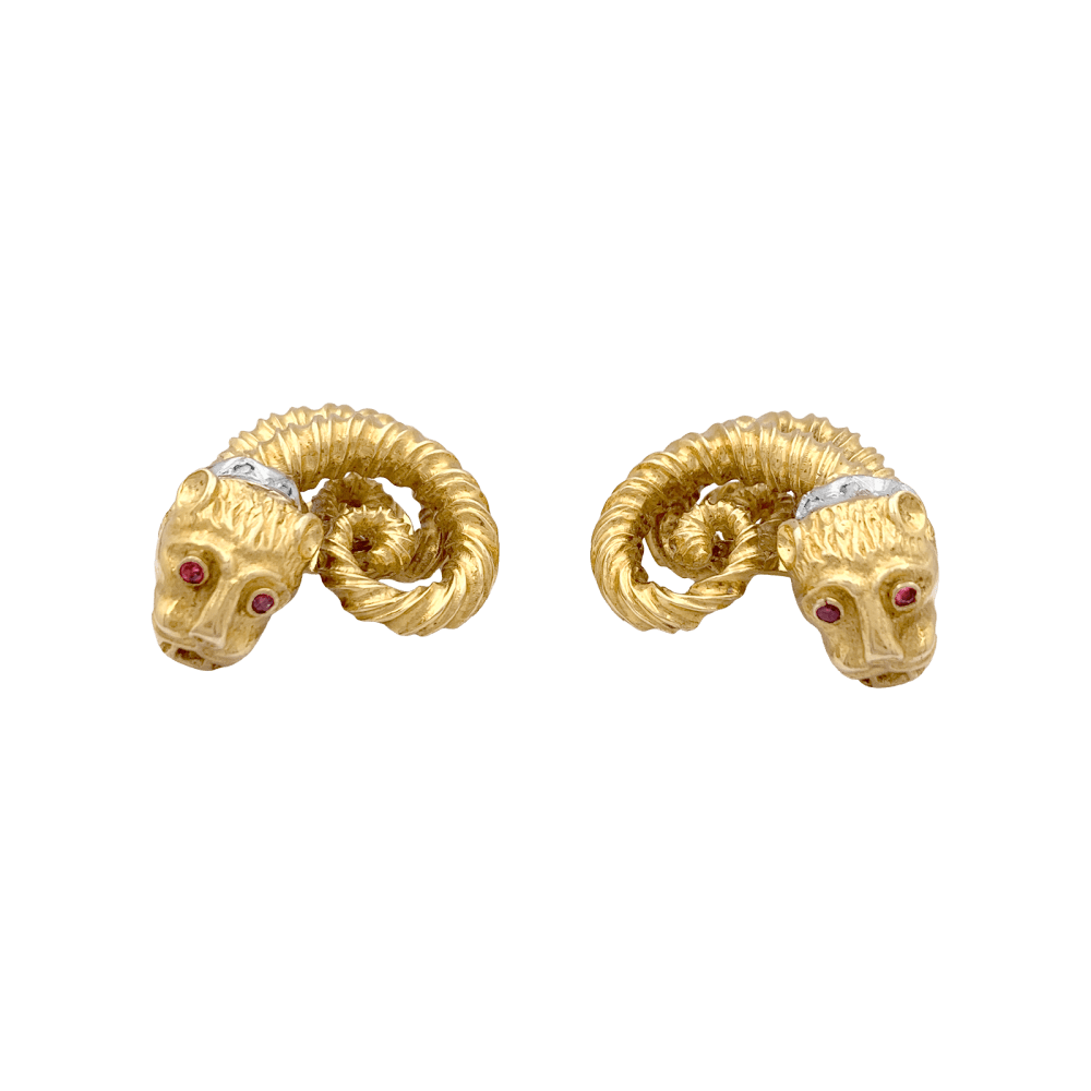 Boucles d'oreilles Zolotas, « Tête de Lion » deux ors, diamants et rubis. 2