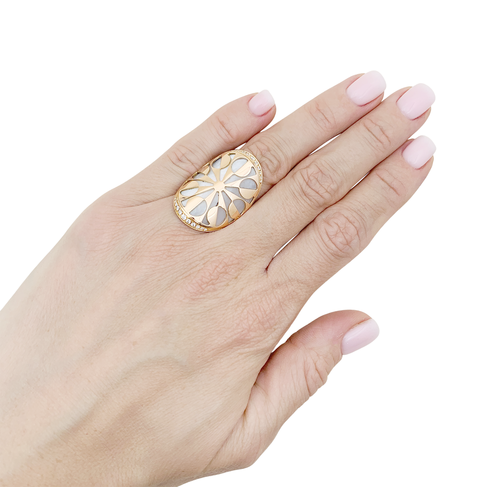 Bague Bulgari "Intarsio" or rose, nacre, diamants. 1
