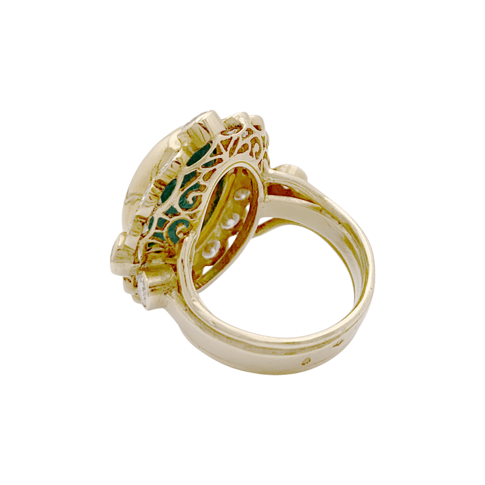 Bague or jaune, émeraude et diamants.  5