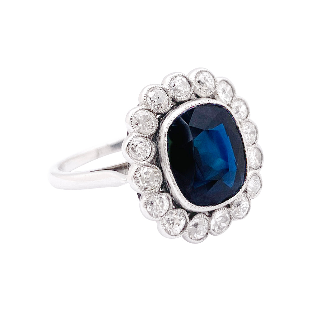 Bague platine, diamants, saphir. 4