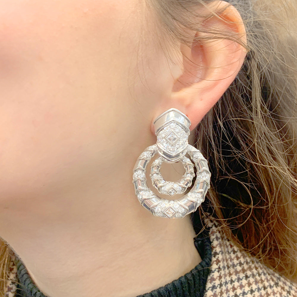 Boucles d’oreilles Repossi en or blanc, diamants. 10