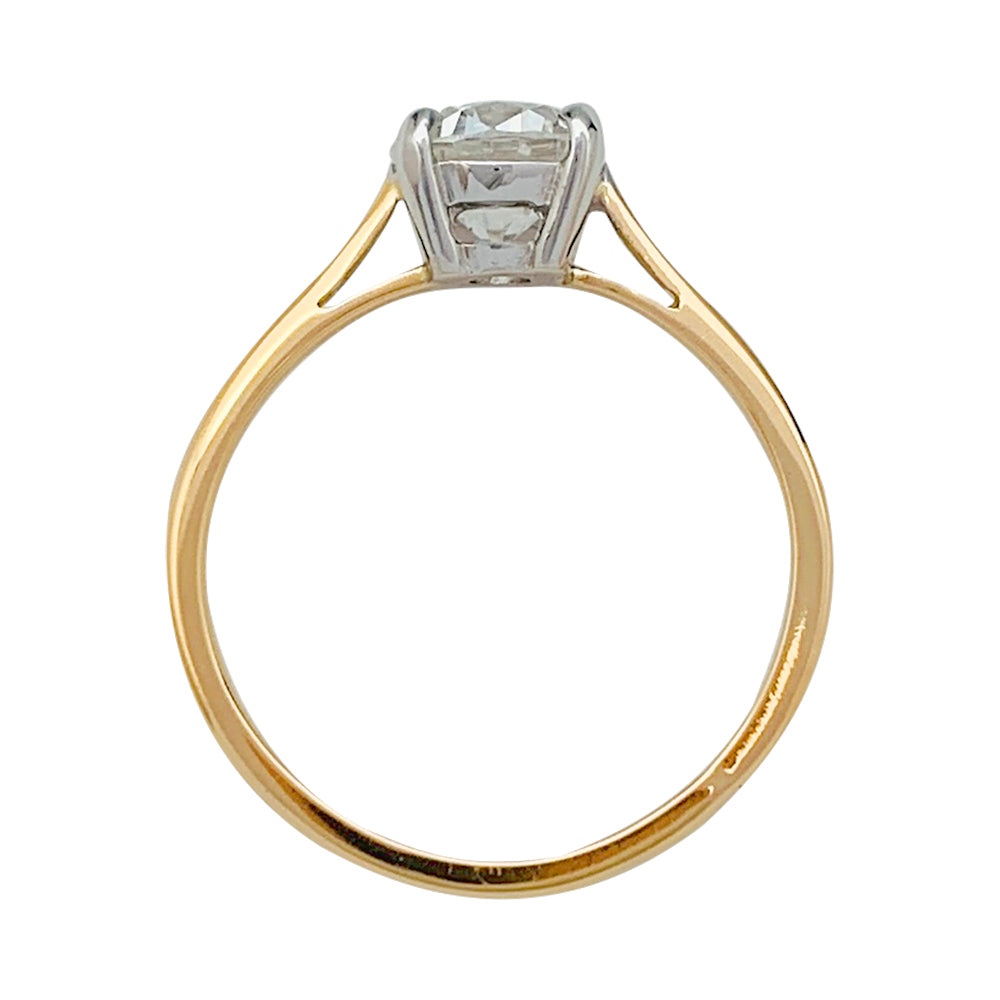 Bague sertie d’un diamant taille brillant. Certificat HRD N°031379 de 1979 1,03 carat H VVS2.  Certificat LFG 391420 de 2022. 2,2gr 8