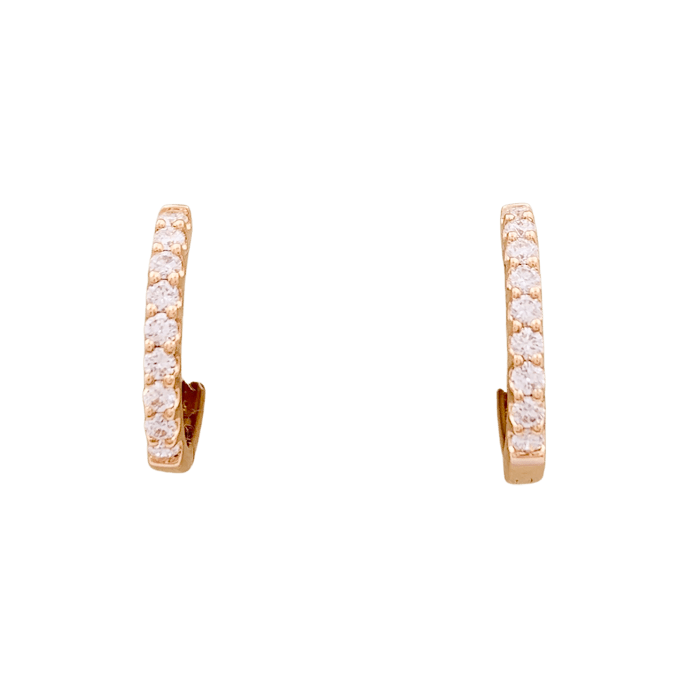 Paire de petites créoles en or rose, diamants. 1